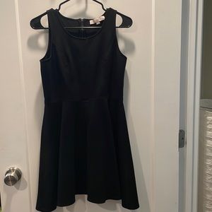 LOFT Black Sleeveless A line Swing Dress 6 Petite fit & flare